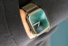 Apple Watch sales are still falling, but the reasons are clear