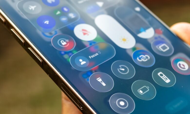 Apple iOS 26 beta | Digital Trends