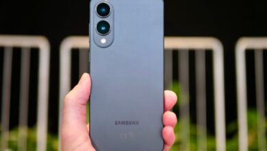 Bond or Batman? Why the Galaxy S25 Edge is a phone for cool characters