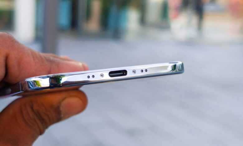 I'm using the iPhone Air. Don't judge it until you try it