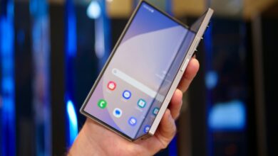 Samsung announces next-gen foldable phone display, and it sounds awesome