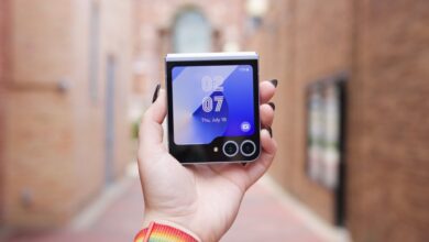 Samsung will fix Now Bar for Galaxy Z Flip phones, but not anytime soon