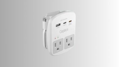 Save 21% on this 35W universal travel adapter kit with USB-C fast charging