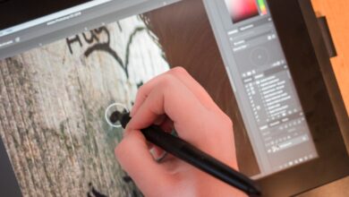 Should you save $100 on the Wacom Cintiq 16 or splurge for the Pro?