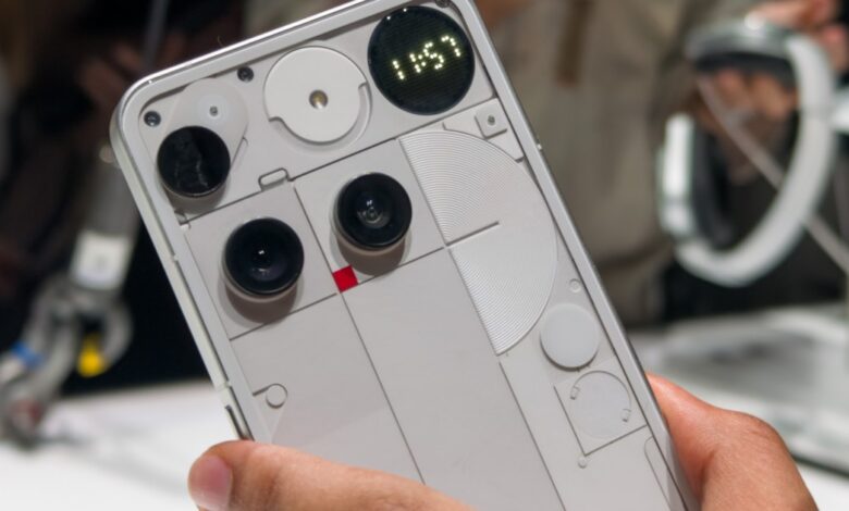 The Nothing Phone 3 gives you something you never seen before