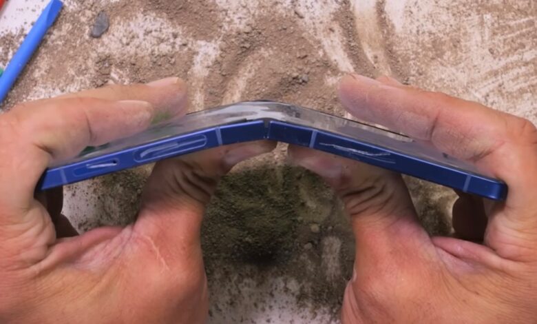 The Z Fold 7 beat this brutal bend test, but how did the Flip fare?