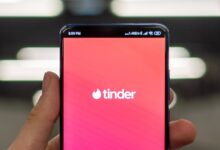 Tinder’s latest AI feature wants a peek at your camera roll to help you find better matches
