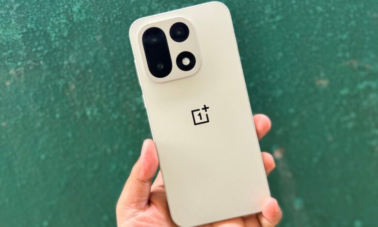 Waiting for the OnePlus 15? You might finally get your hands on it soon