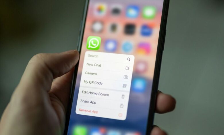 Whatsapp group chats might soon get custom tags for members