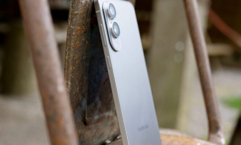 Why I believe Samsung should make the Galaxy S26 Edge, not cancel it