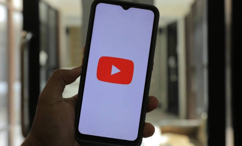 YouTube update finally lets you watch more of that video you’re enjoying
